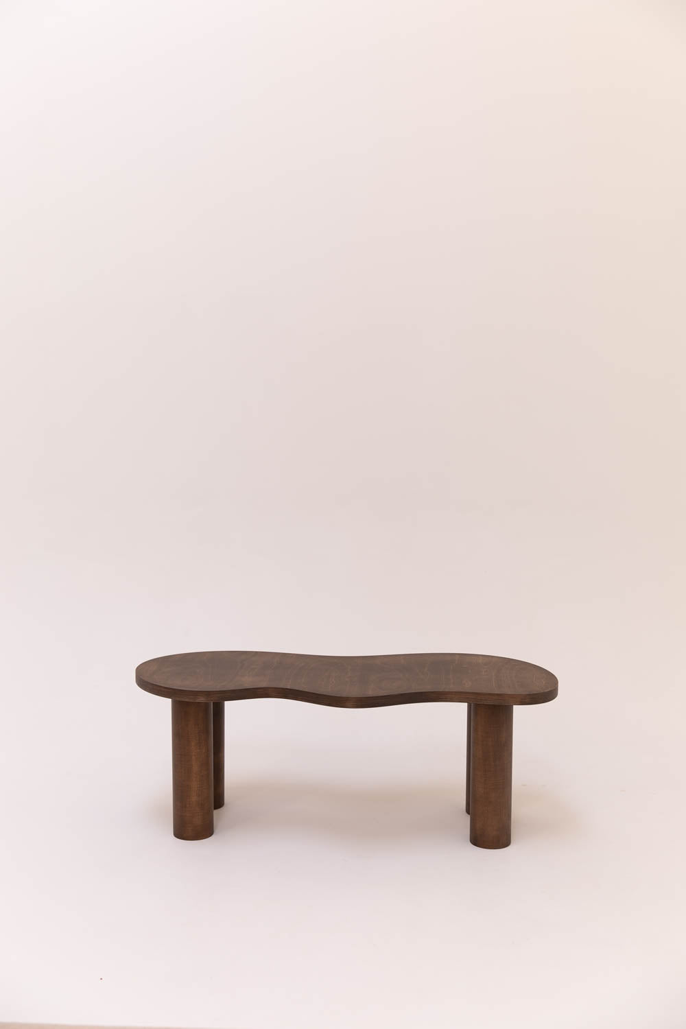 Table basse HARICOT finition huile teintée Chêne - Pièce Unique