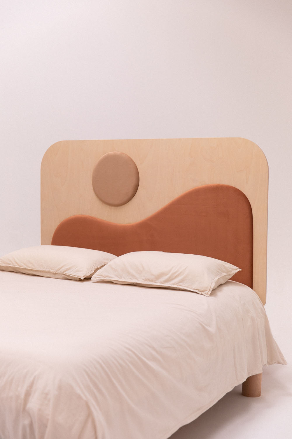 Tête de lit en bois et tissu suspendue MENDI