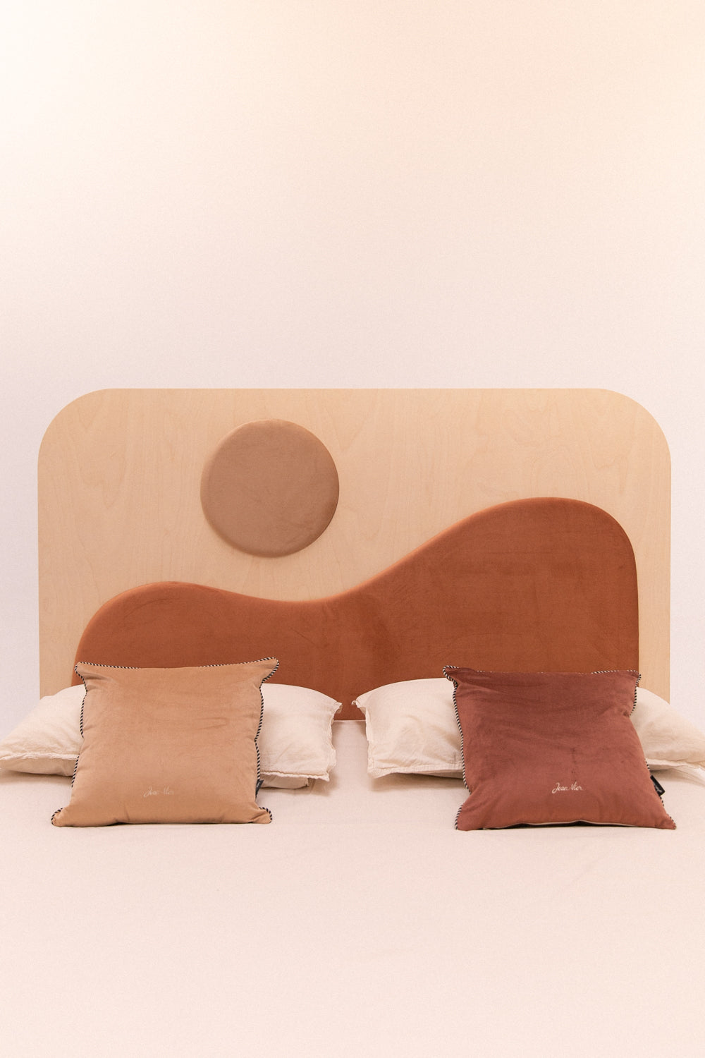 Tête de lit en bois et tissu suspendue MENDI
