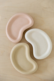 Grand vide poche edamame en jesmonite