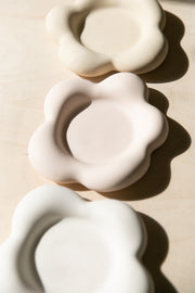 Grand vide poche fleur en jesmonite