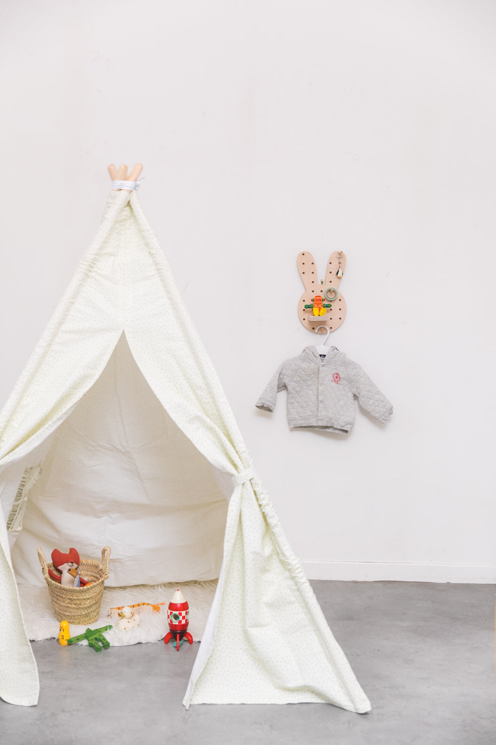 Pegboard Lapin