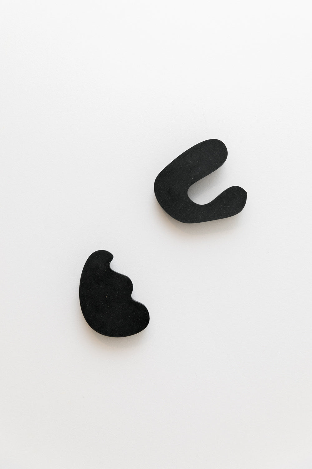 Patère en Valchromat noir TULIPE