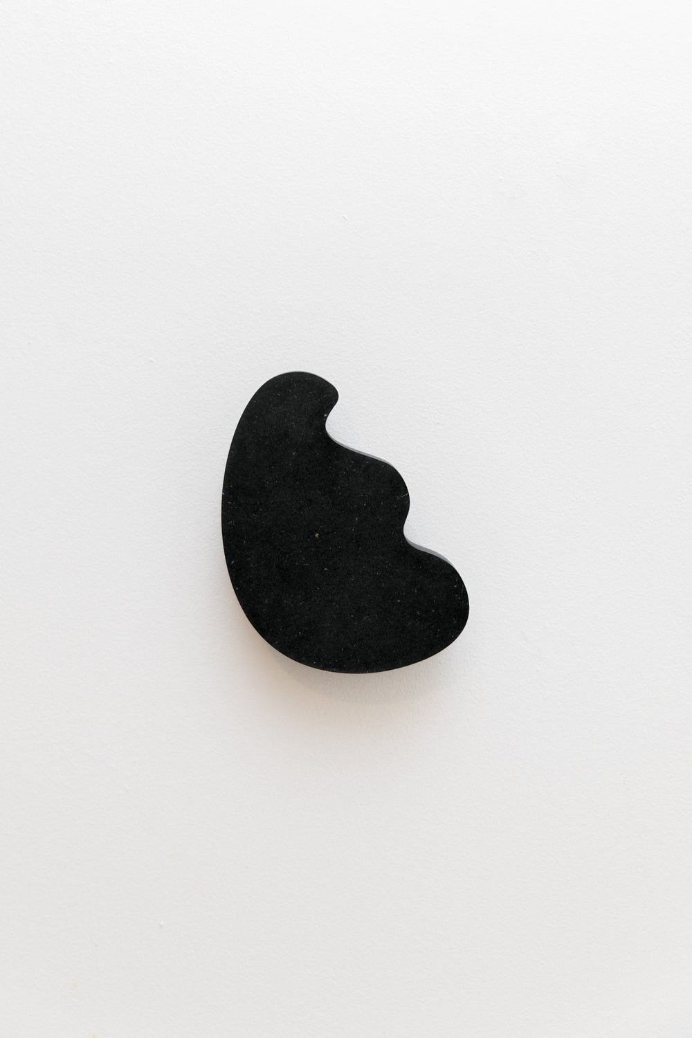 Patère en Valchromat noir TULIPE