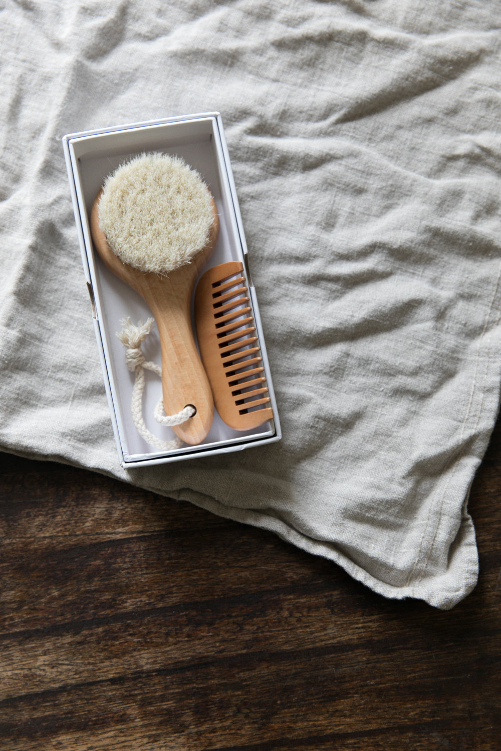 Set brosse et peigne bébé personnalisable en bois